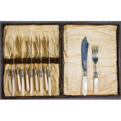 94 - A cased set of six each silver fish knives and forks with mother of pearl handles, Sheffield 1926, t... 