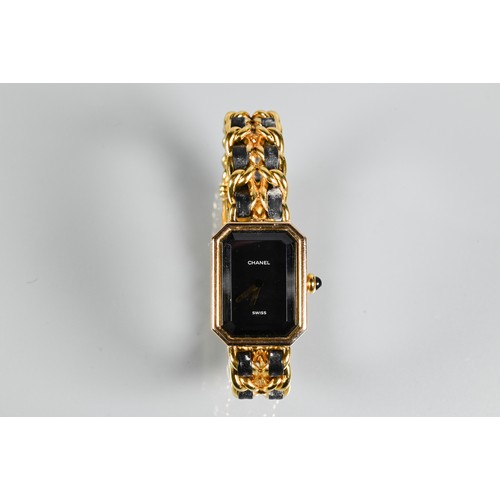 429 - A lady's Chanel premiere bracelet wristwatch, 20 mm case, model H0001-M / GC04575, o/all wrist size ... 
