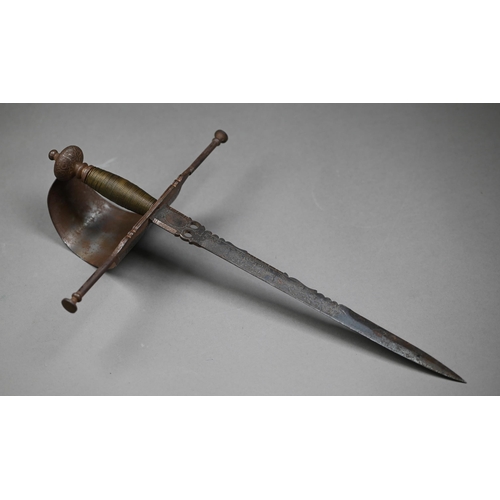 1007 - A Toledo steel dueller's gauche (left-handed parrying dagger), with etched decoration overall and wi... 