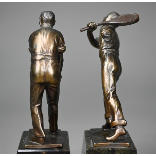 1015 - Two vintage bronzed figures of sportsmen - bowler and tennis-player, on marble plinths, 15 cm high, ... 