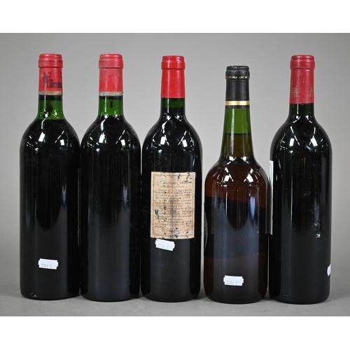 1031 - Five bottles of various vintage red wines; 1987 Les Forts De Latour Pauillac; two bottles of 1982 Ch... 