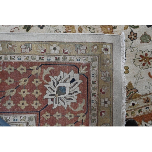 732 - A large contemporary Indian Agra design carpet,