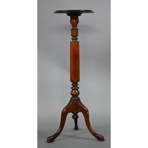 886 - A Victorian style mahogany jardiniere stand, 30 cm dia. x 93 cm h to/with a single drawer drop leaf ... 