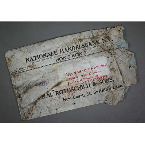 918 - A collection of Air Mail covers, including two Air Crash Salvage (Singapore 1954 from Melbourne and ... 