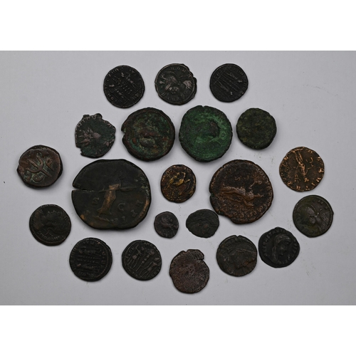 949 - Various Roman denarii and other coins, including Constantine examples (21)