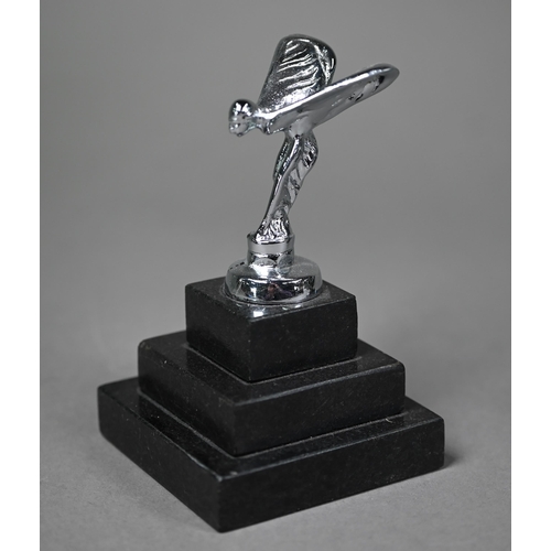 952 - A chrome Jaguar car mascot, 19cm long and a small 'Spirit of Ecstasy' mascot 7cm - both on stone pli... 