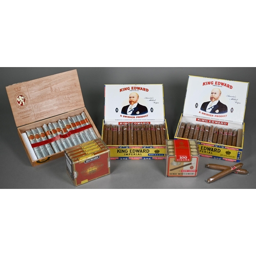 957 - Two boxes of King Edward the Seventh cigars by Jno. H. Swisher & Son Inc. (Florida) - 76 cigars ... 