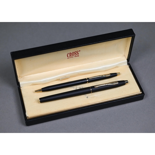 961 - A cased Cross cartridge ink pen and ballpoint set