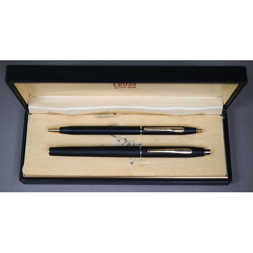 961 - A cased Cross cartridge ink pen and ballpoint set