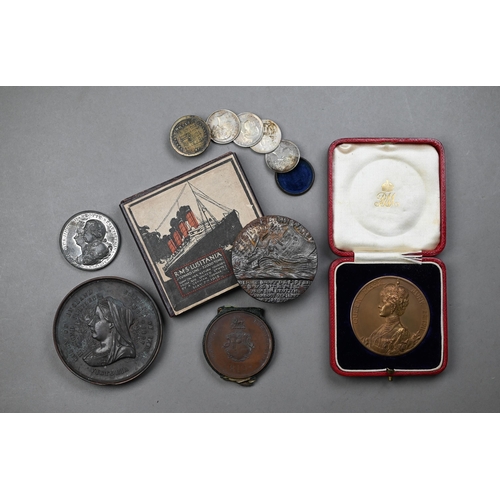 965 - An 1897 Jubilee commemorative medallion, 6.8 cm diameter, to/w a cased bronze 1911 Coronation medal,... 