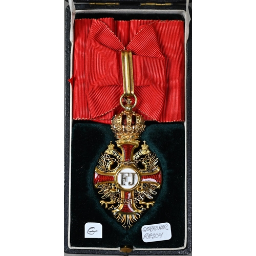 968 - Imperial Austrian Order of Franz Joseph (1849), a very good, rare and early Commanders neck badge in... 