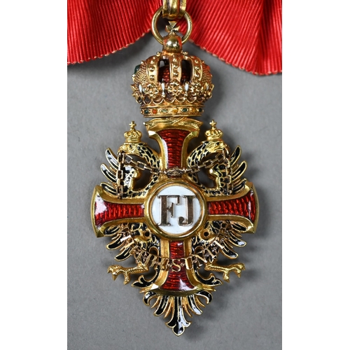 968 - Imperial Austrian Order of Franz Joseph (1849), a very good, rare and early Commanders neck badge in... 