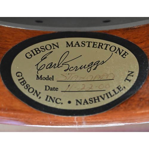 986 - A Gibson Mastertone Earl Scruggs banjo with case, serial no.4017, model standard