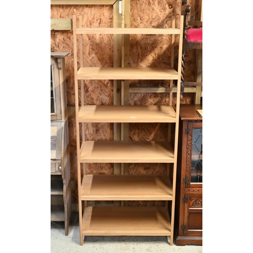 158 - A modern light oak six-tier shelving/display unit, 80 x 46 x 190 cm high