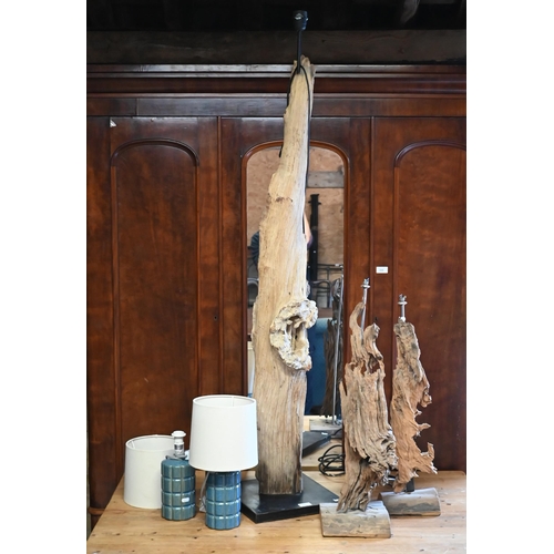 165 - A driftwood standard lamp 150 cm high to/w pair of similar table lamps, 65 cm and two blue ceramic t... 