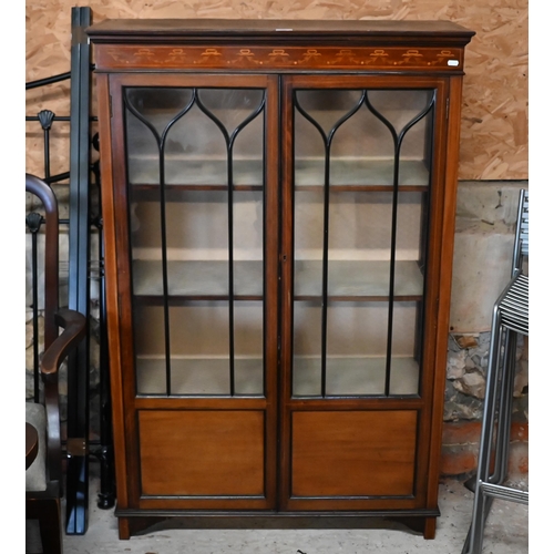 171 - An Edwardian walnut inlaid Sheraton revival display cabinet, 90 x 34 x 137 cm high