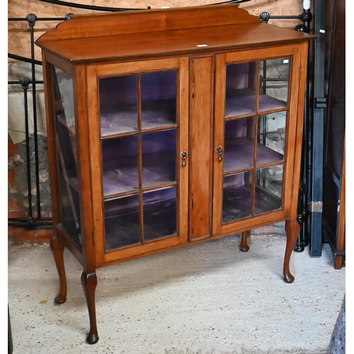 182 - An early 20th century mahogany display cabinet on cabriole supports, 102 x 40 x 115 cm high