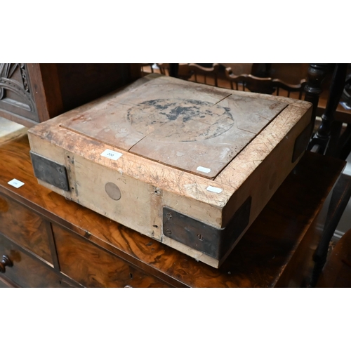 200 - A vintage beech butcher's block table top, 46 x 46 cm to/w small carved oak chest (2)