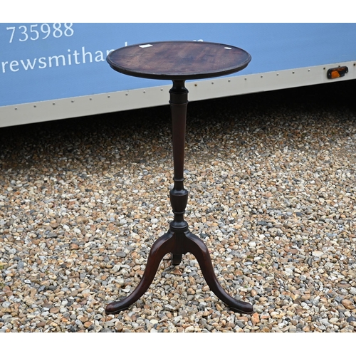 244 - A 19th century mahogany circular occasional table on turned column and triform supports, 40 cm dia x... 