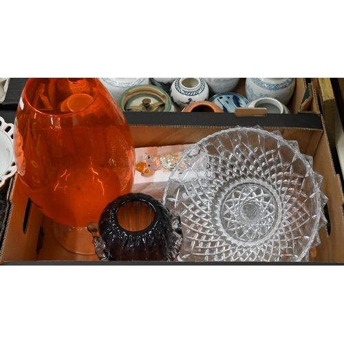 369 - An outsize tangerine glass goblet, to/w three bowls, a vase of Swarovski style bear (box)