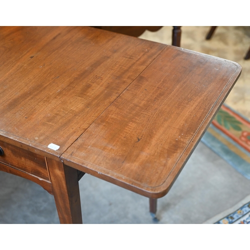 430 - Victorian mahogany drop leaf Pembroke table with drawer, 70 cm x 53.5 cm x 75 cm