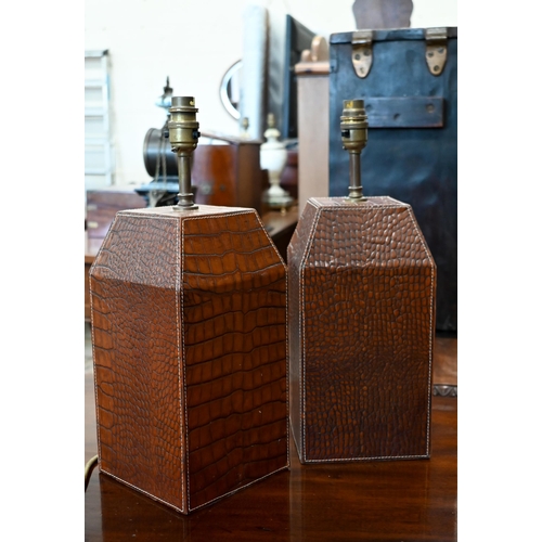 504 - A pair of table lamps by Porta Romana clad in crocodile skin-effect leather 40 cm overall (2)