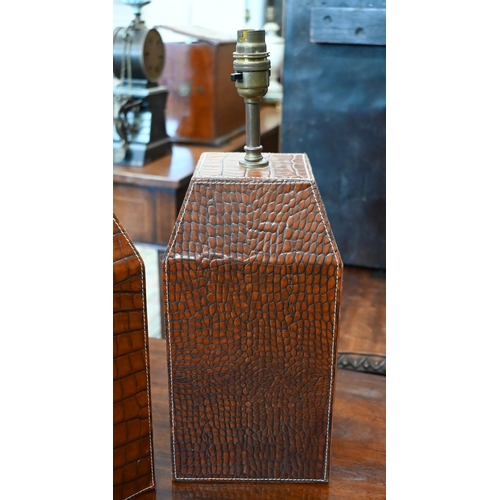 504 - A pair of table lamps by Porta Romana clad in crocodile skin-effect leather 40 cm overall (2)