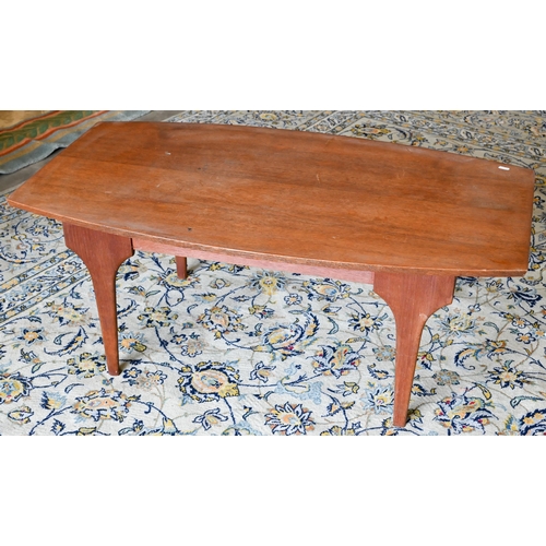 514 - A mid-century Danish design coffee table 107 cm x 60 cm x 43 cm h to/with a mahogany occasional tabl... 