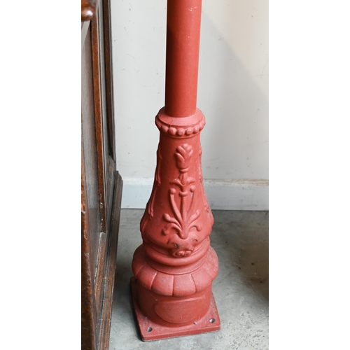 515 - A Victorian-style red cast iron-effect streetlamp post with copper four-glass lantern, approx 240 cm... 