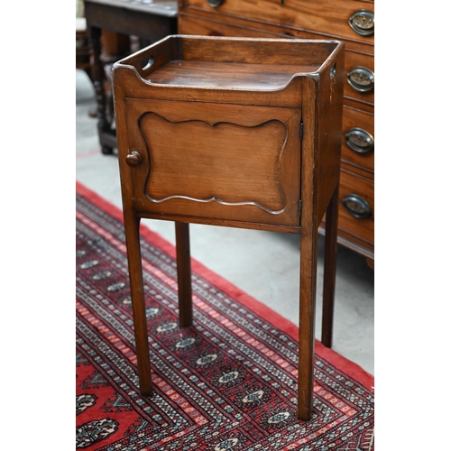 96 - A Georgian style mahogany bedside cabinet with panelled door, 40 x 32 x 74 cm high