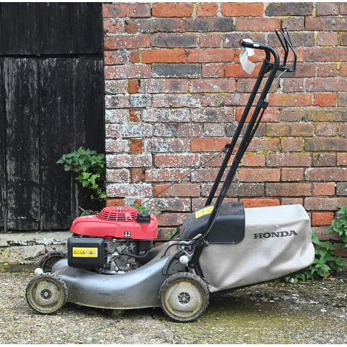 26 - A Honda GCV160 petrol lawn mower, c/with grass collector, a/f