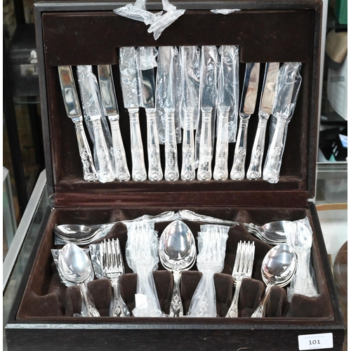 101 - A canteen of Viners of Sheffield epns King's pattern flatware for six - apparently unused