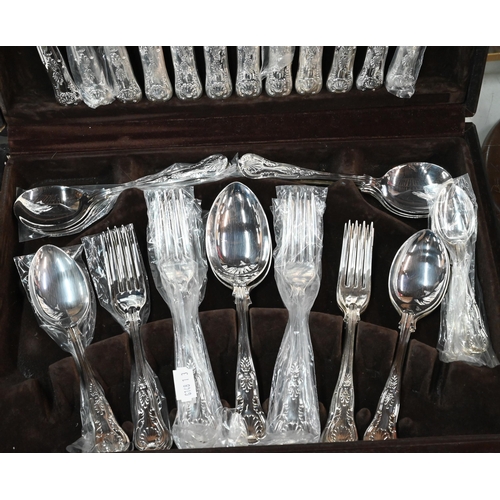 101 - A canteen of Viners of Sheffield epns King's pattern flatware for six - apparently unused