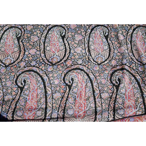 122 - A printed woollen shawl, believed to possibly be by Charles Swaisland, Crayford (Kent) circa 1850, 3... 