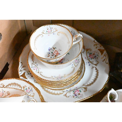 40 - Various tea wares, including Royal Albert, Wedgwood, Melba and New Chelsea, to/w a pair of floral-pr... 