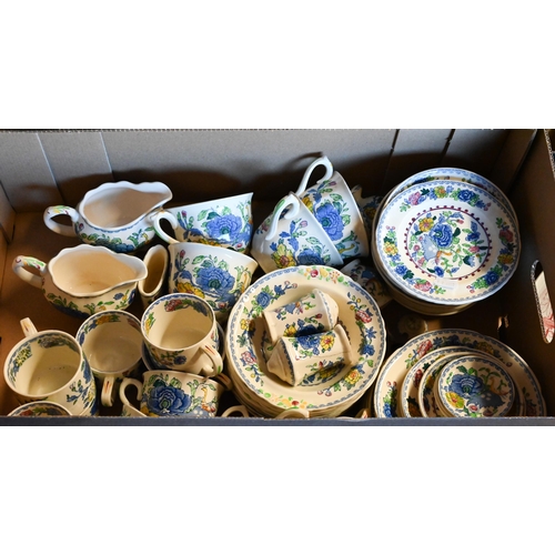 70 - An extensive set of early 20th century Mason's Patent Ironstone 'Regency' pattern dinner/tea ware (2... 