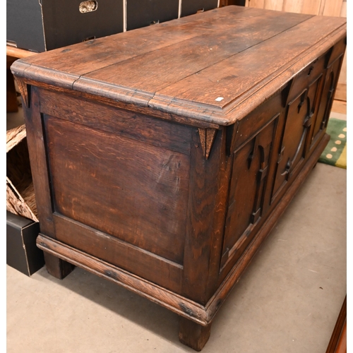 149 - Large antique oak coffer, panelled construction on bracket feet with hinged top, 146 x 62 x 72 cm hi... 