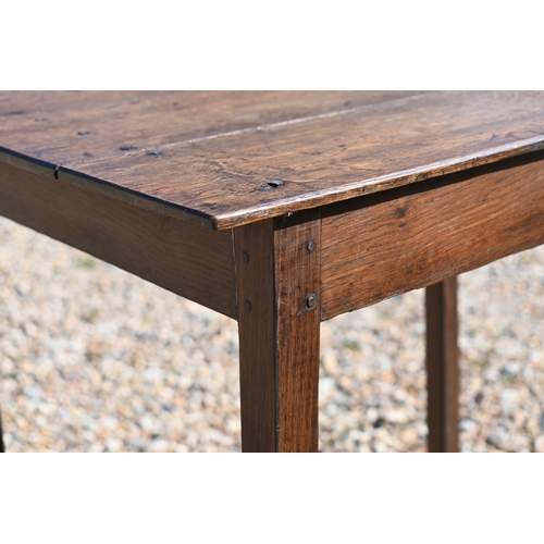 210 - An antique rustic farm house small oak side table, 72 cm x 48 cm x 72 cm h