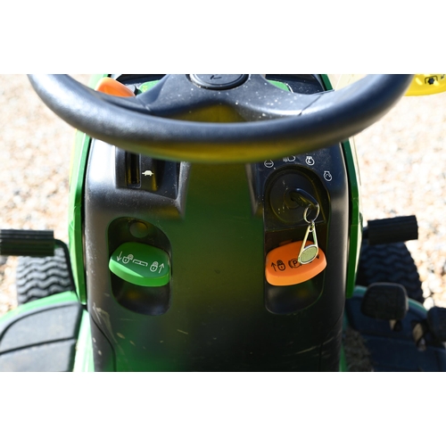 43 - A John Deere LT160 automatic tractor lawn mower 16HP Kohler engine (runs), 362 hours showing on digi... 