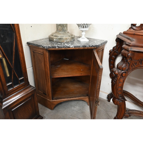 499 - # A French marble top corner cabinet with panelled cupboard door, 80 cm wide x 70 cm h, to/w a Chine... 