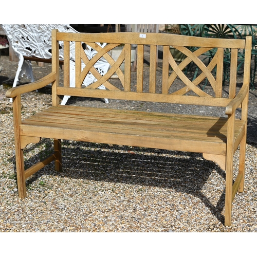 5 - A slatted teak two seater garden bench, 116 x 60 x 90 cm 