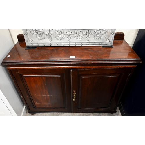 52 - # An Edwardian mahogany side cabinet with panelled doors, 98 x 32 x 78 cm high