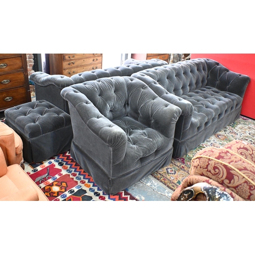 560 - A companion pair of George Smith, London, grey button upholstered sofas, 200 cm x 95 cm x 88 cm (max... 