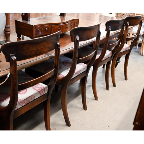 98 - A set of six Regency rosewood bar back dining chairs with paisley fabric pad seats and turned front ... 