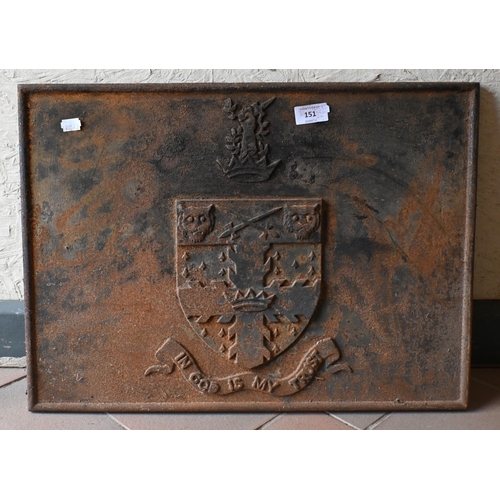 151 - An old cast iron armorial fireback 'In God We trust', 55 cm w x 40 cm h