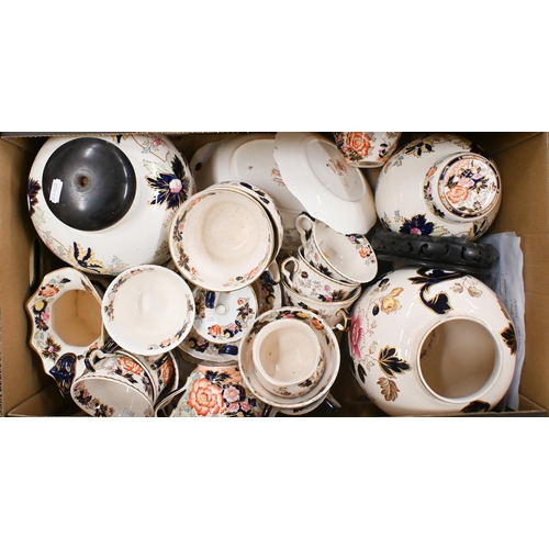 417 - A quantity of Masons 'Mandarin' tableware, 31 pieces etc (box)