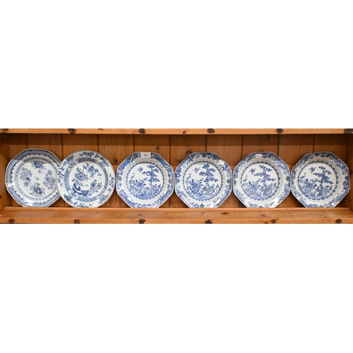 436 - A set of four 19th century Chinese blue and white octagonal bowls, 23 cm to/w a circular example and... 