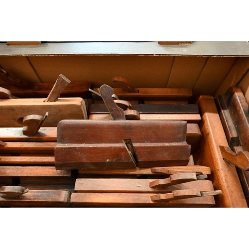 492 - A collection of forty vintage carpenter's moulding planes (2 boxes)