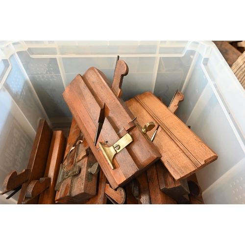 494 - Two boxes of vintage moulding planes