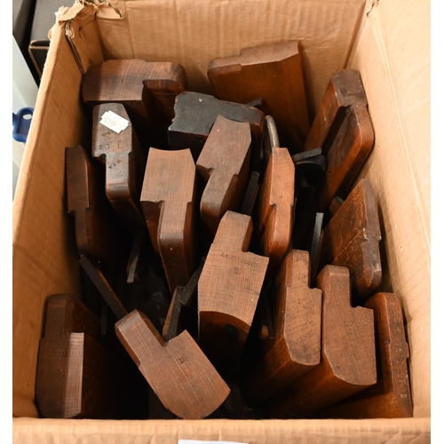 494 - Two boxes of vintage moulding planes